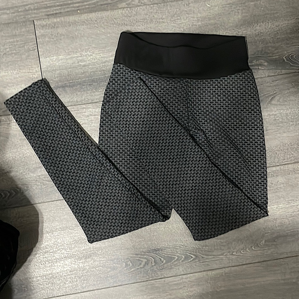 Scrunch butt leggings